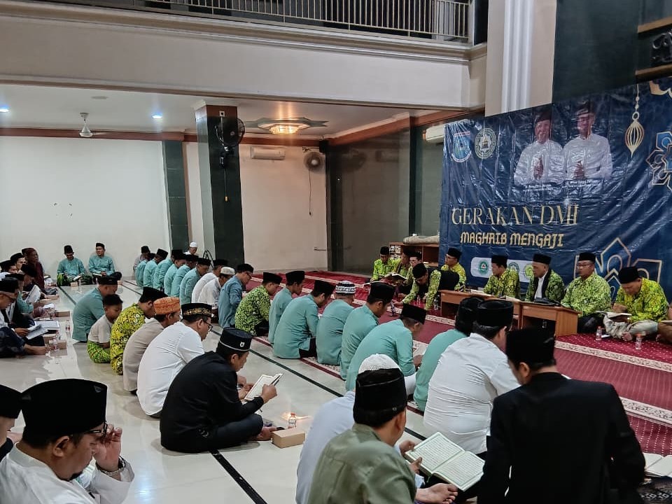 Gerakan DMI Magrib Mengaji ke-35: Jadikan Masjid hingga Rumah sebagai Pesantren
