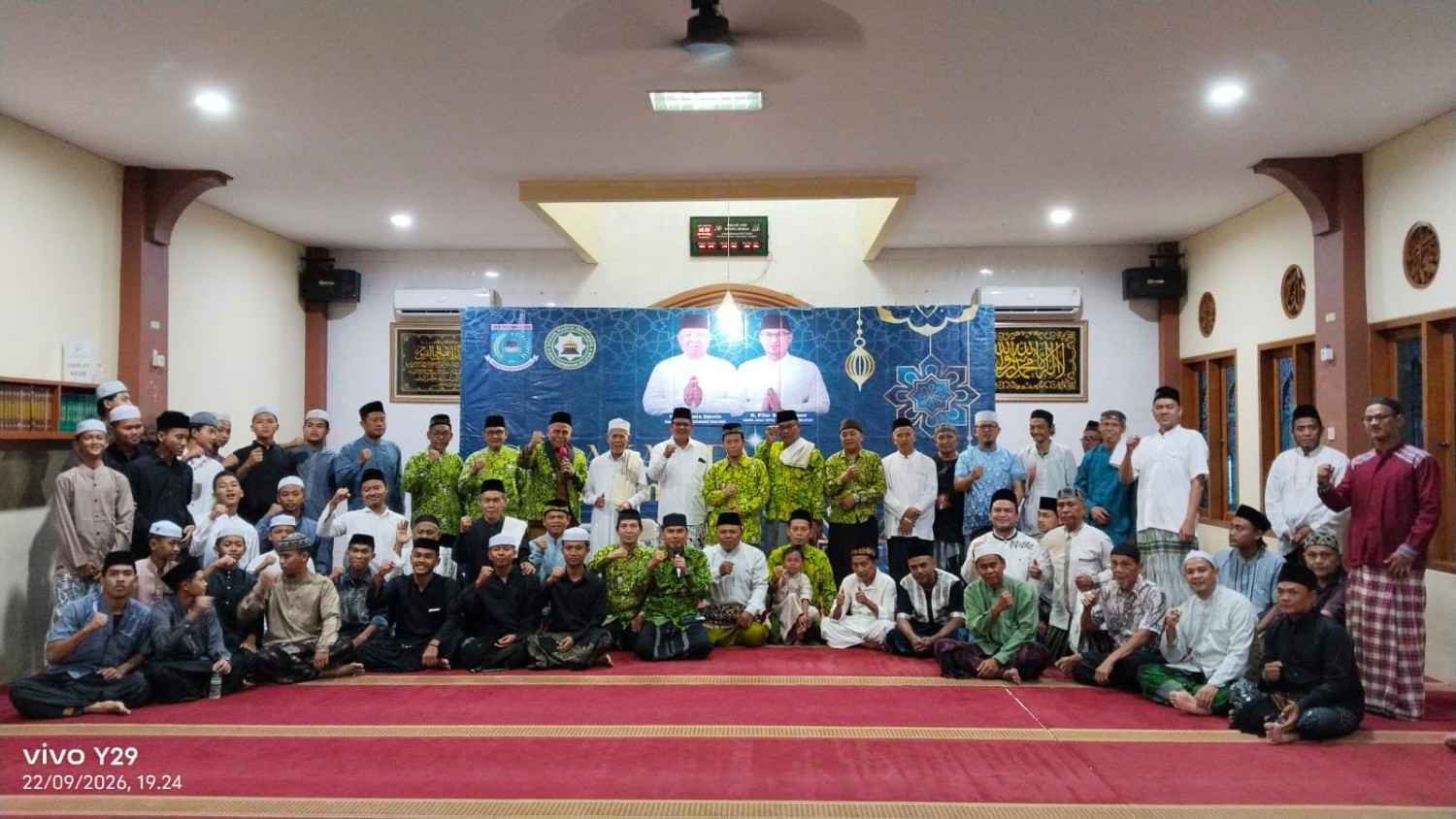 Kehadiran Ketua MUI Tangsel Harumi Magrib Mengaji di Masjid Darul Hikmah